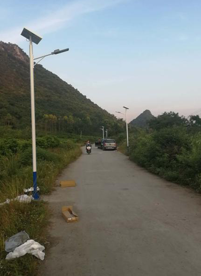 太陽(yáng)能路燈_廣西太陽(yáng)能路燈_太陽(yáng)能路燈報(bào)價(jià)