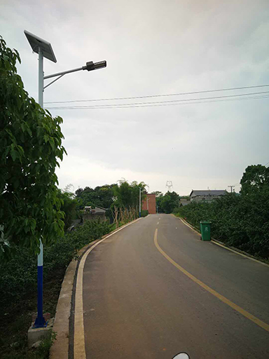 重慶農(nóng)村太陽(yáng)能路燈照明江津區(qū)幾江鯉魚石街工程項(xiàng)目