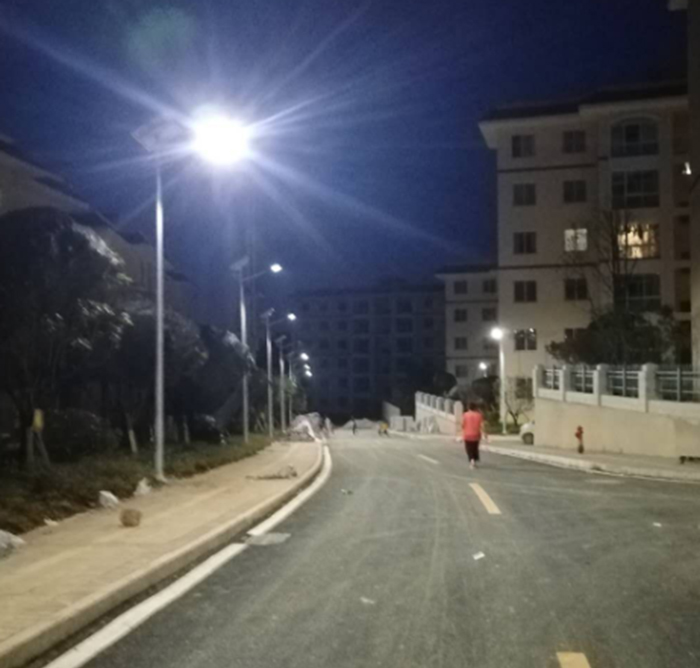 小區太陽能路燈 太陽能路燈廠家 南德