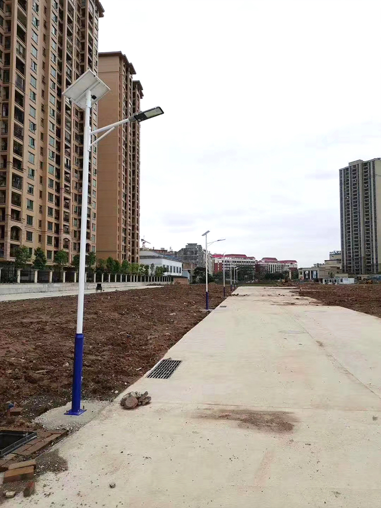 太陽能路燈_呼倫貝爾太陽能路燈_房地產太陽能路燈